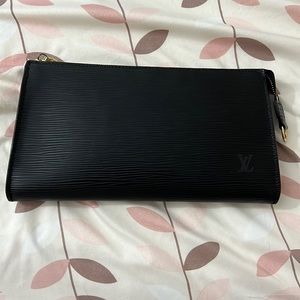 Authentic pochette